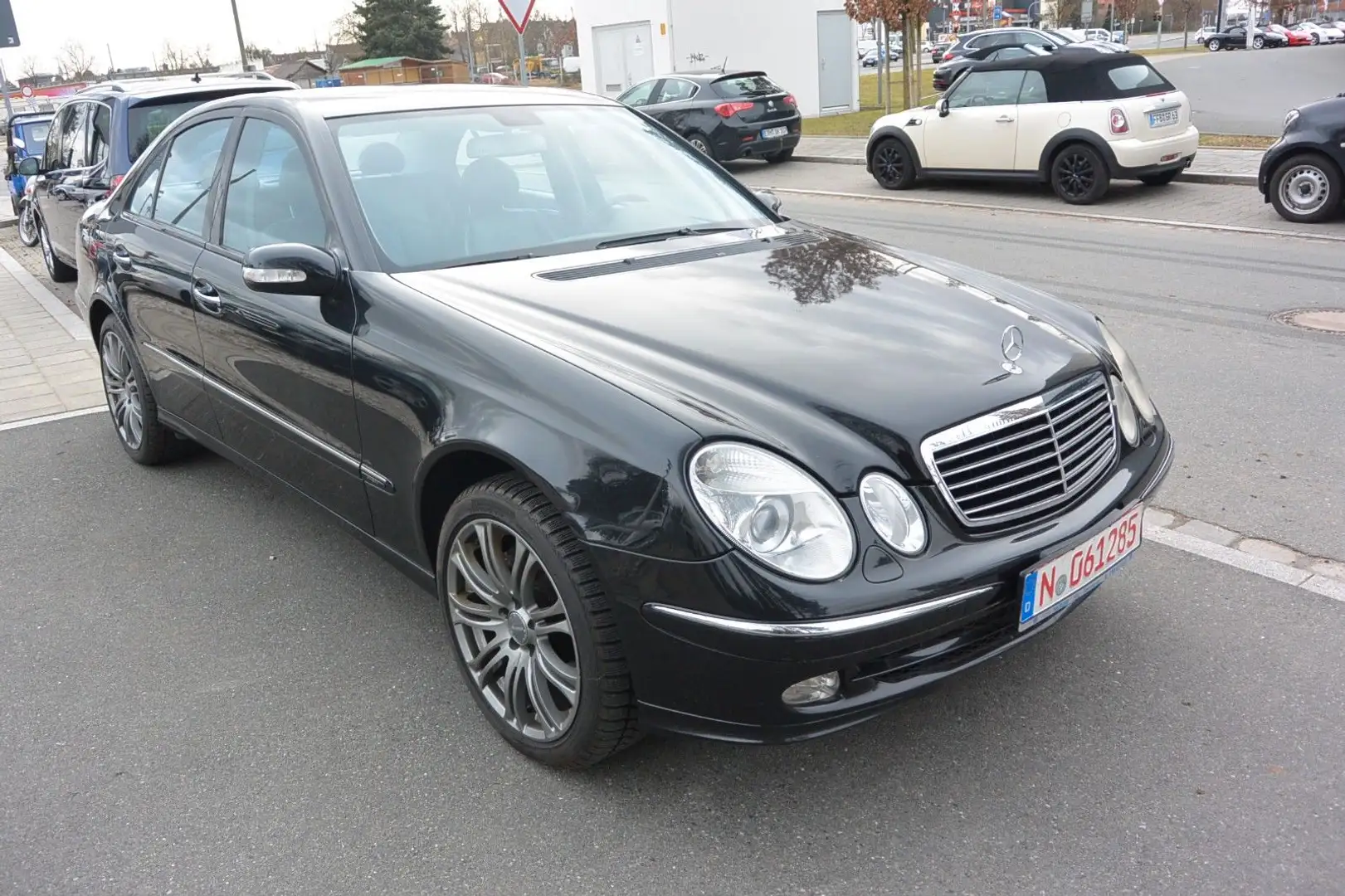 Mercedes-Benz E 400 CDI *Leder*Navigaton*Xenon* Zwart - 2