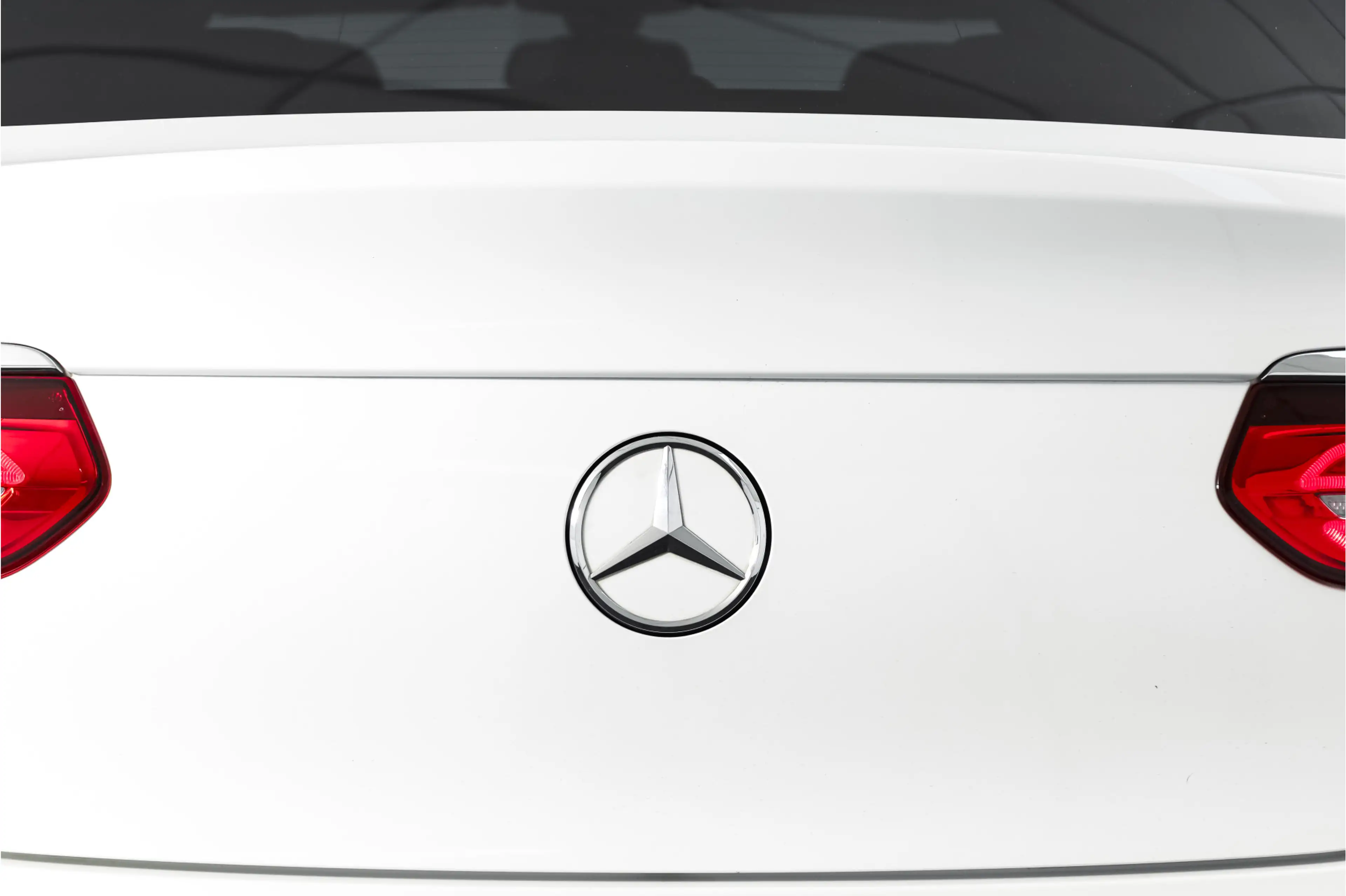 Mercedes-Benz GLC 250 Coupé 4MATIC 211 PK Premium AMG Line | S/K-Panodak — photo 11