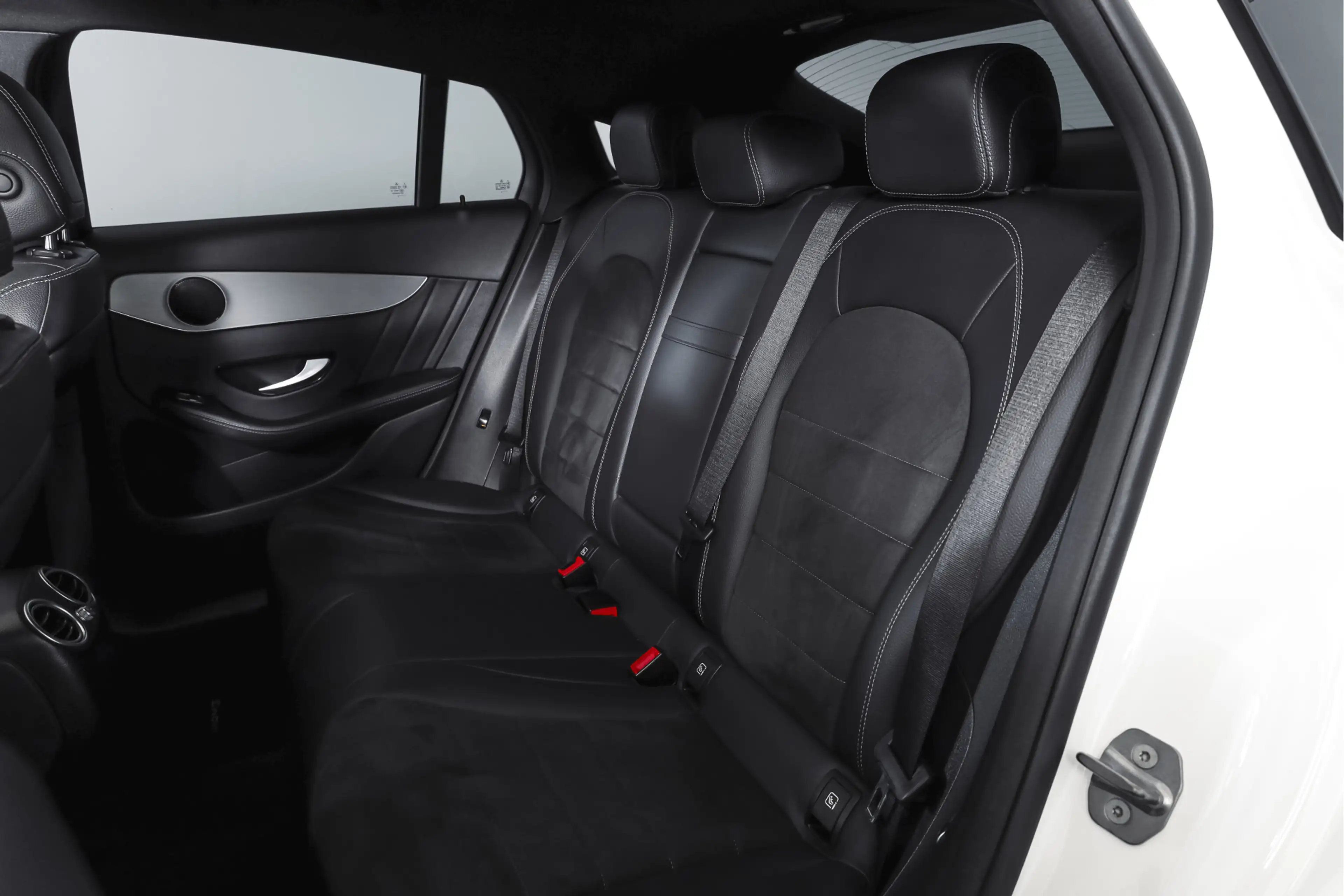 Mercedes-Benz GLC 250 Coupé 4MATIC 211 PK Premium AMG Line | S/K-Panodak — photo 8