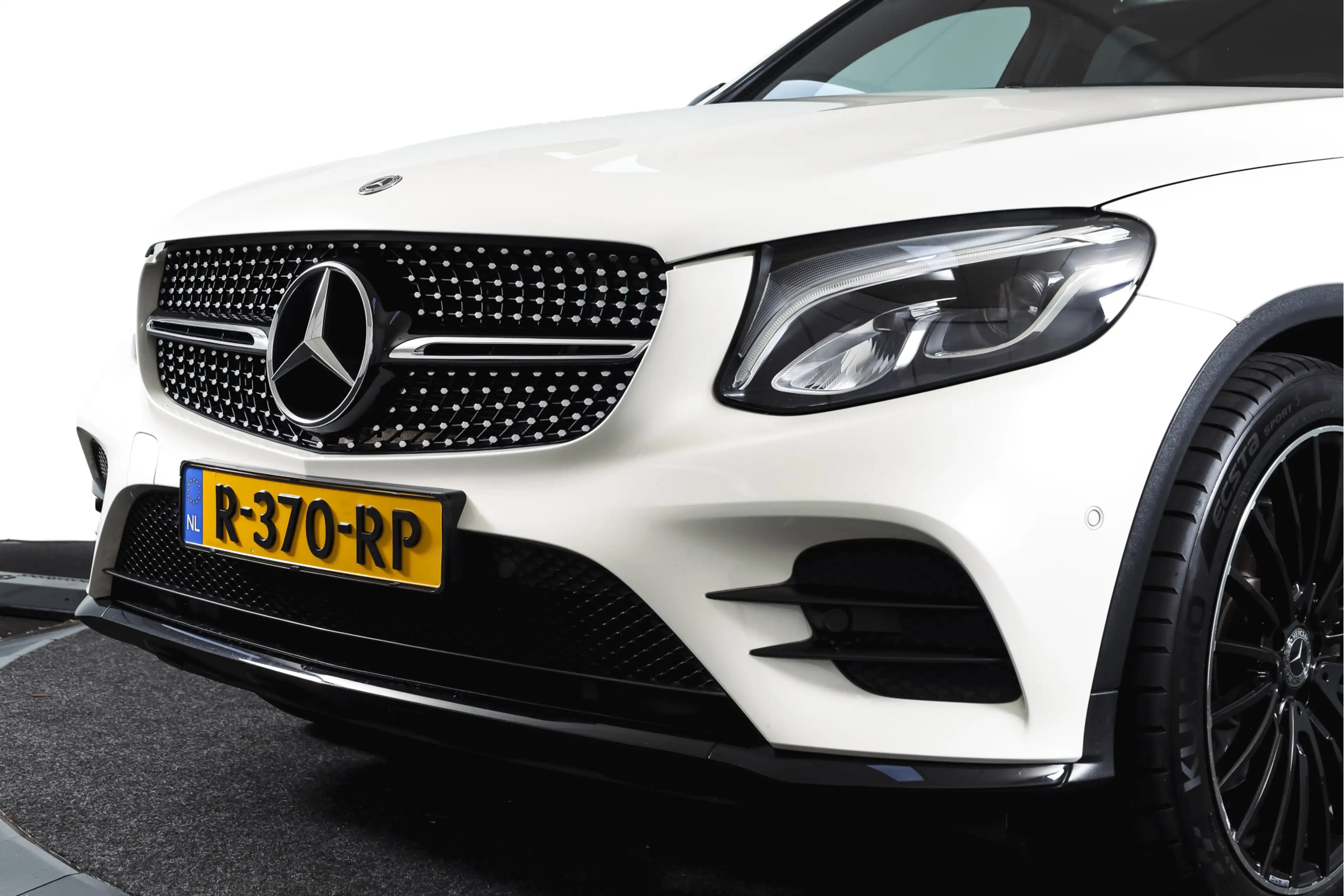 Mercedes-Benz GLC 250 Coupé 4MATIC 211 PK Premium AMG Line | S/K-Panodak — photo 36