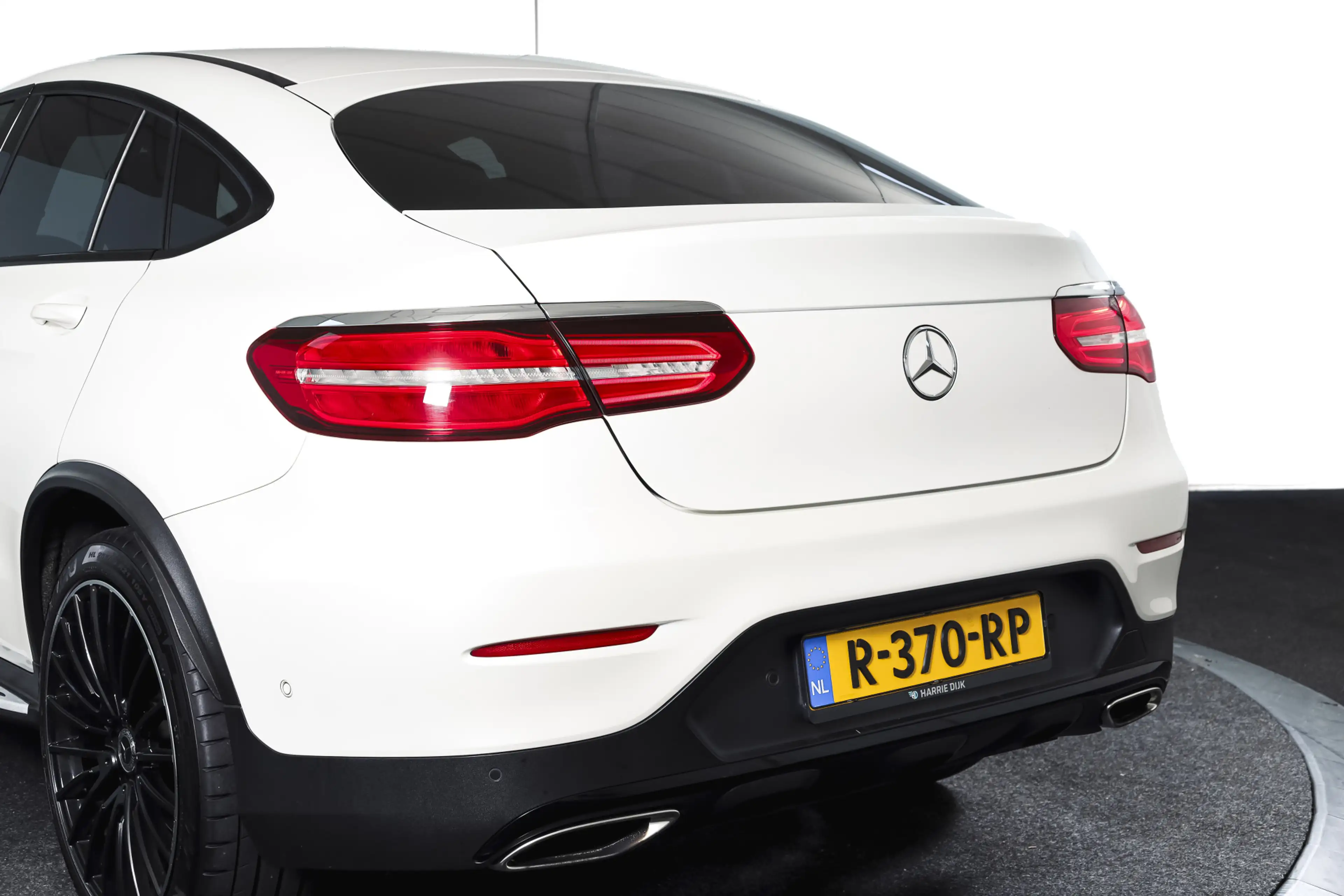 Mercedes-Benz GLC 250 Coupé 4MATIC 211 PK Premium AMG Line | S/K-Panodak — photo 47