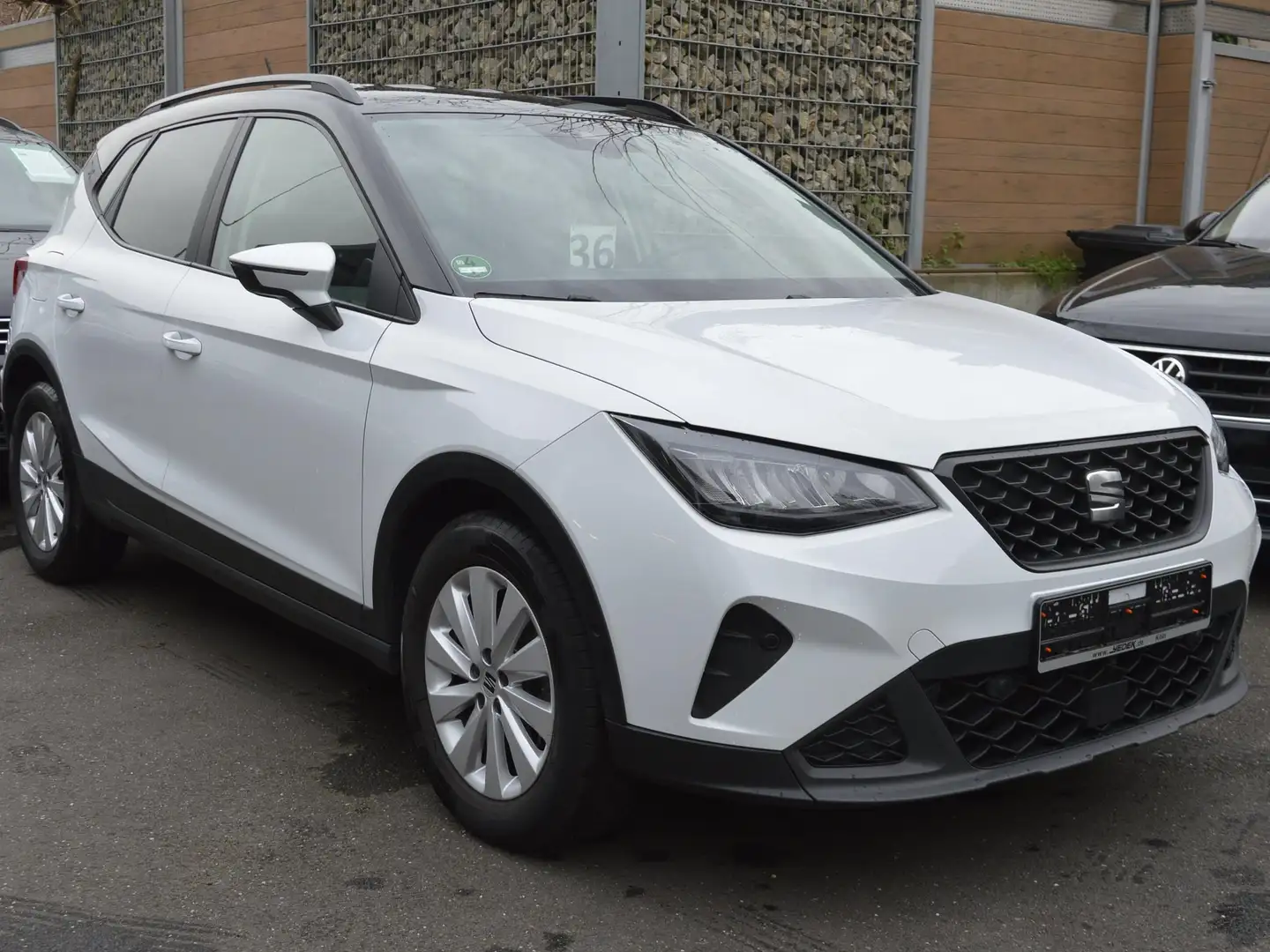 SEAT Arona Style*Camera*Temp*ParkAss*Vision Plus*LED*F-Link* Weiß - 1