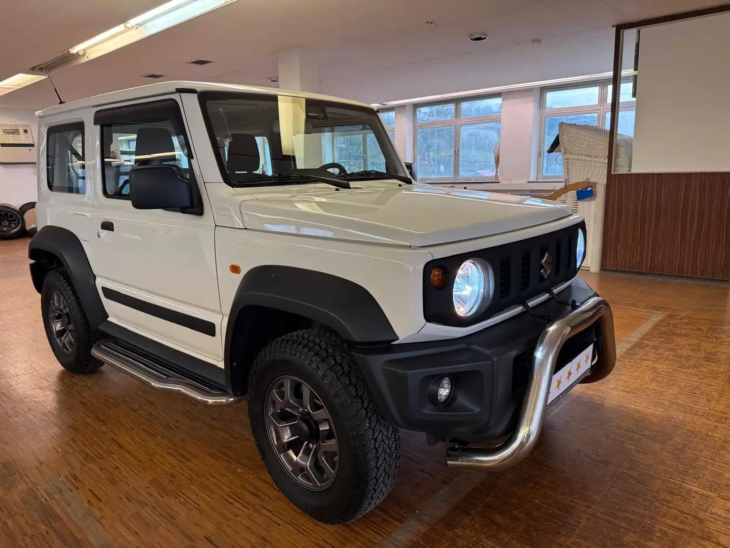 Suzuki Jimny 1.5 ALLGRIP Comfort AUTOMATIK VIELE EXTRAS Alb - 2