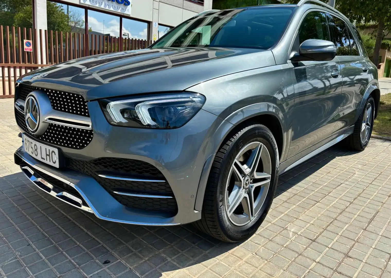 Mercedes-Benz GLE 450 450e 367cv Gris - 1