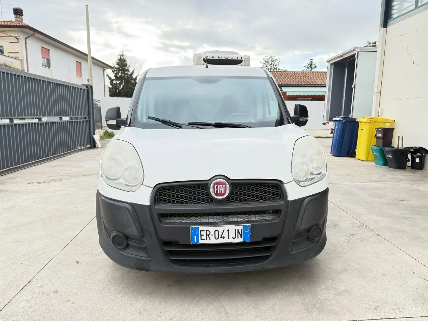 Fiat Doblo 1.4tjt naturalpower 120cv FRIGO ZANOTTI ISOMETRICO Bianco - 2