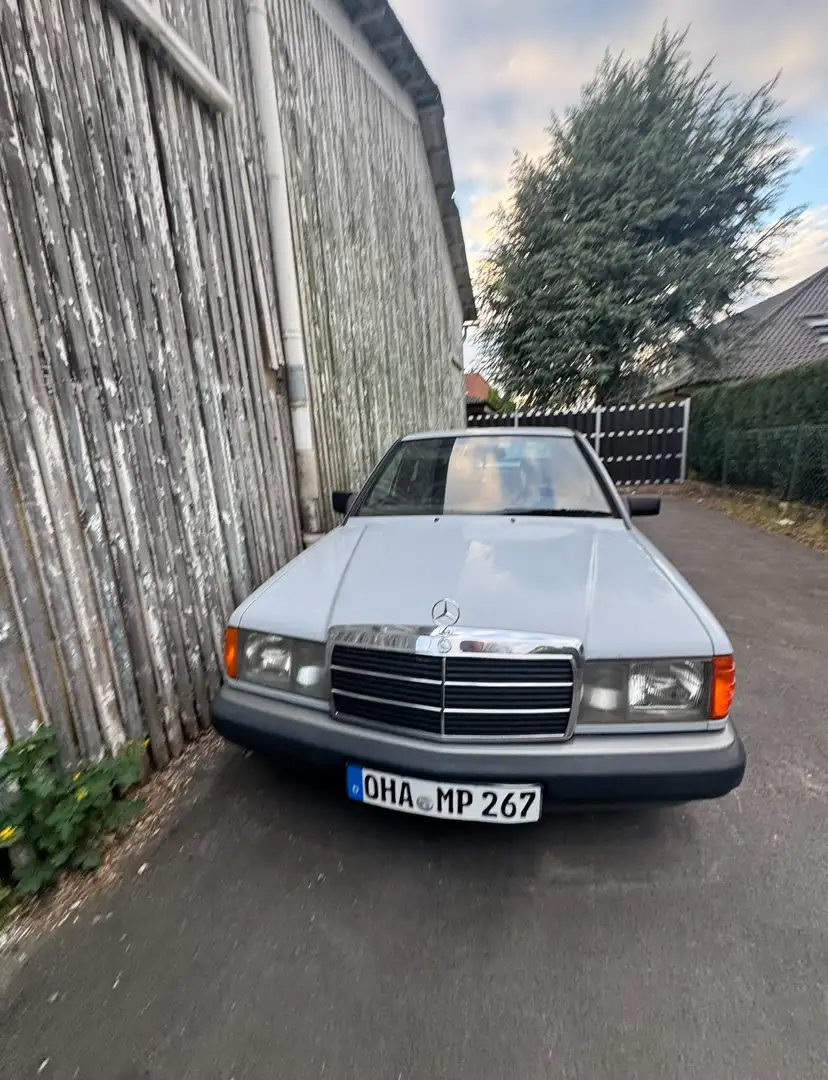 Mercedes-Benz 190 E 1.8 Voll Fahrbereit ! Garagenfahrzeug! - 1