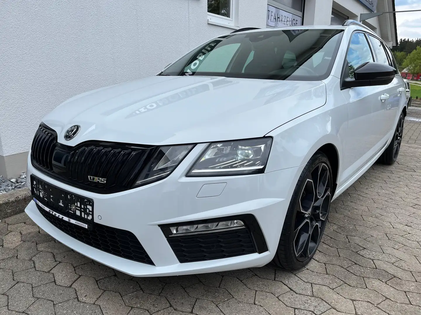 Skoda Octavia RS 60 4x4 2.0 TDI DSG NAVI LED KAMERA Blanc - 2