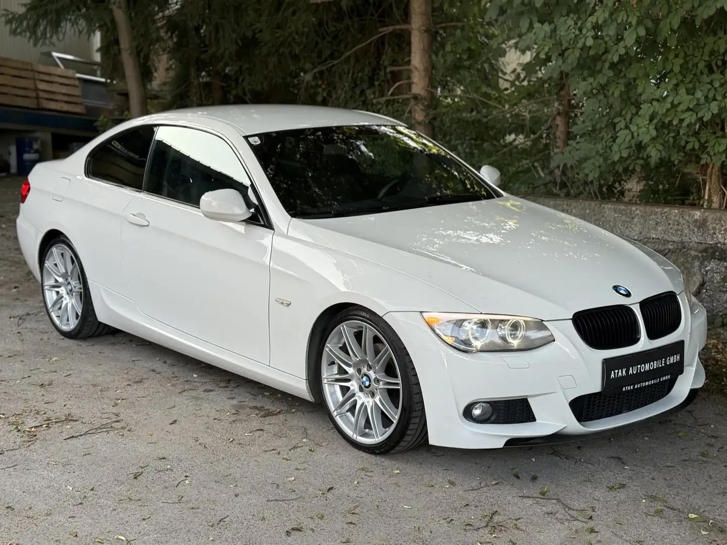 BMW 320 320i Coupé Österreich-Paket Weiß - 1