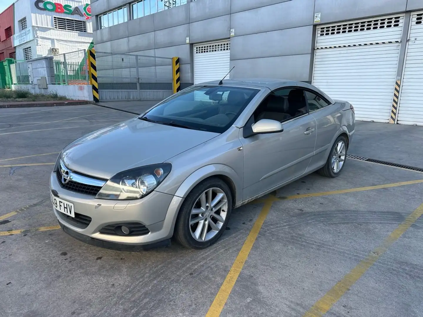 Opel Astra Twin Top 1.9CDTi Cosmo Beige - 1