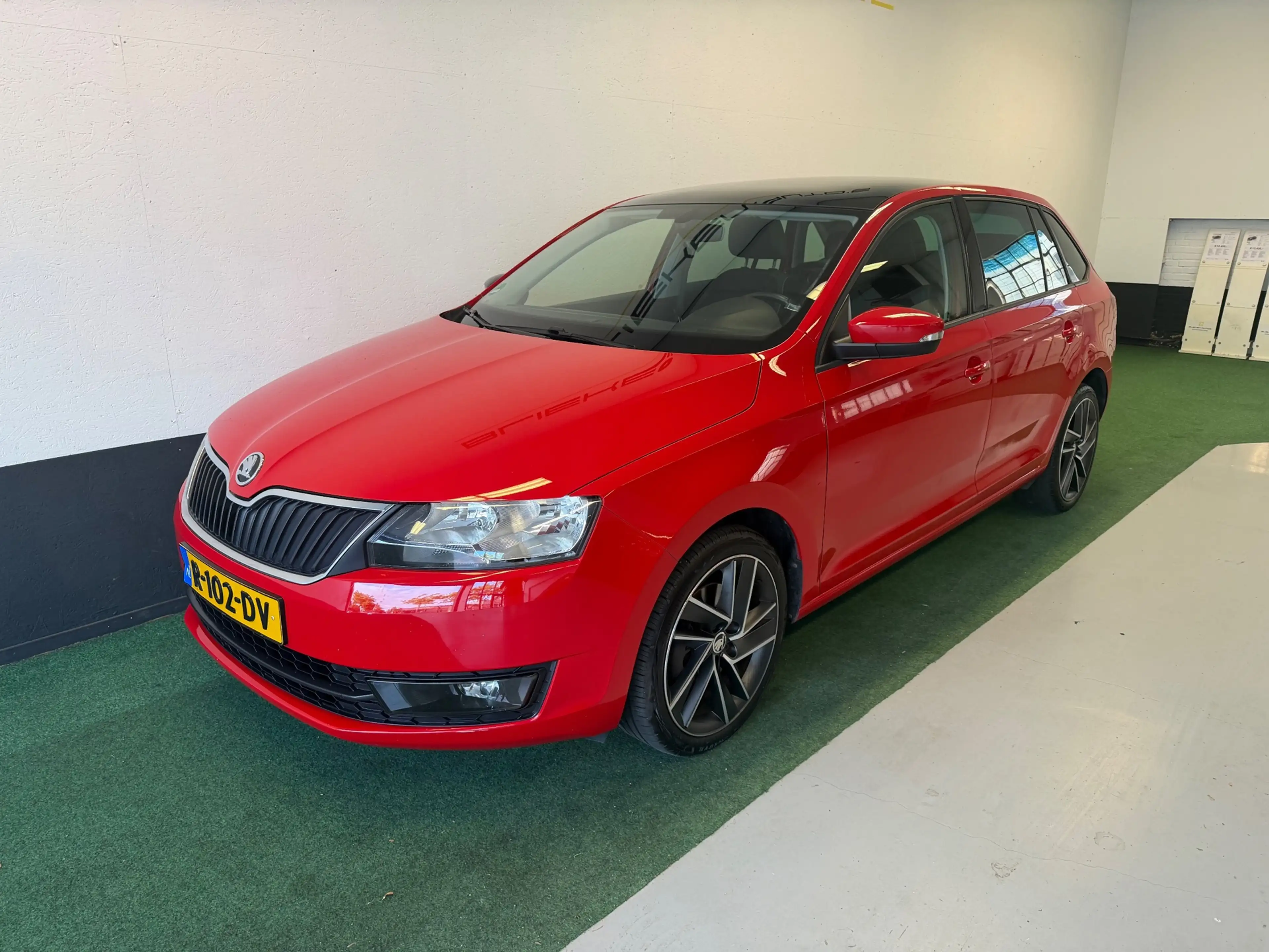 Skoda Rapid/Spaceback 1.2 TSI Greentech Drive — photo 2