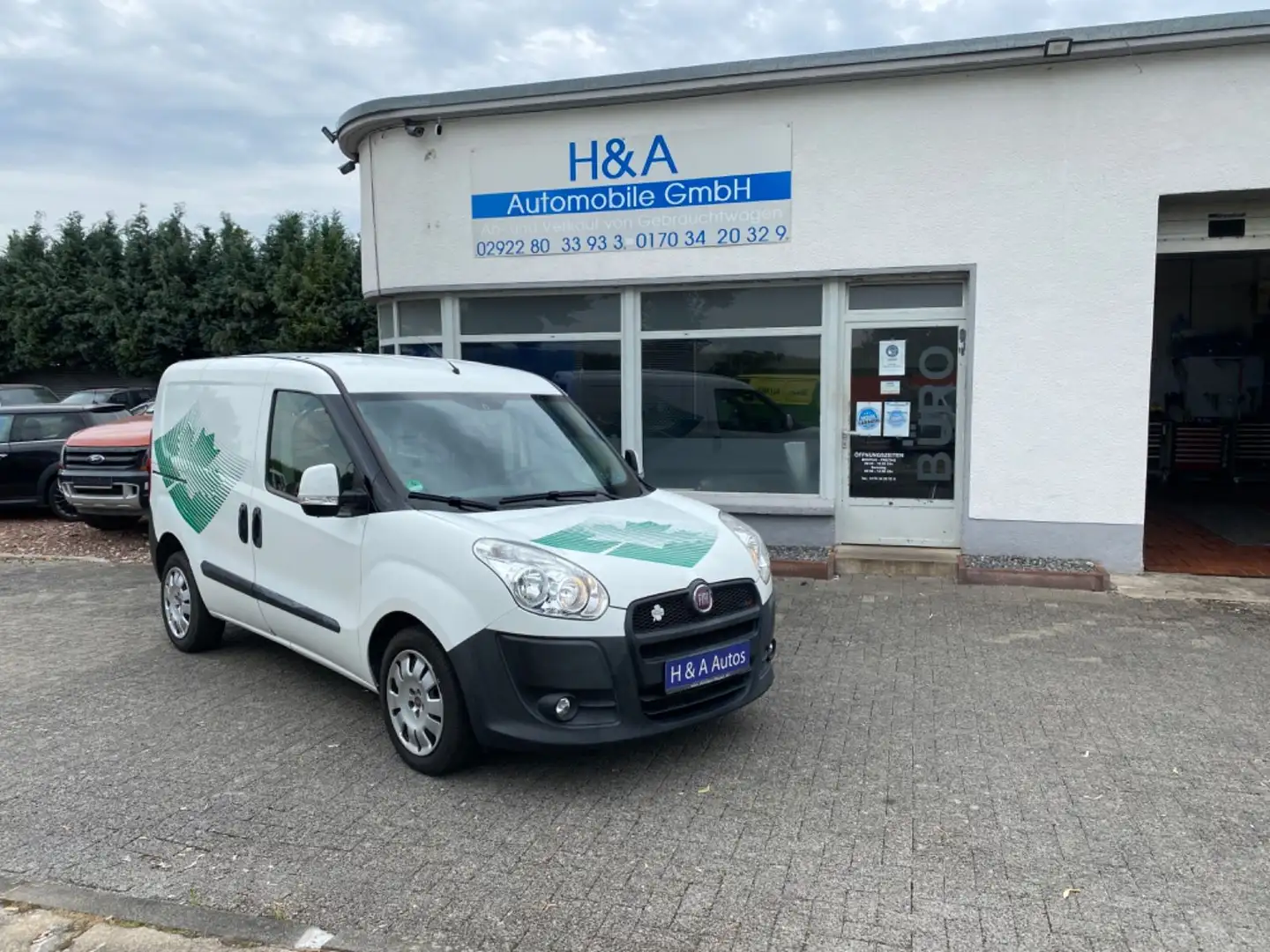 Fiat Doblo Cargo / Pritsche SX Kasten Weiß - 1