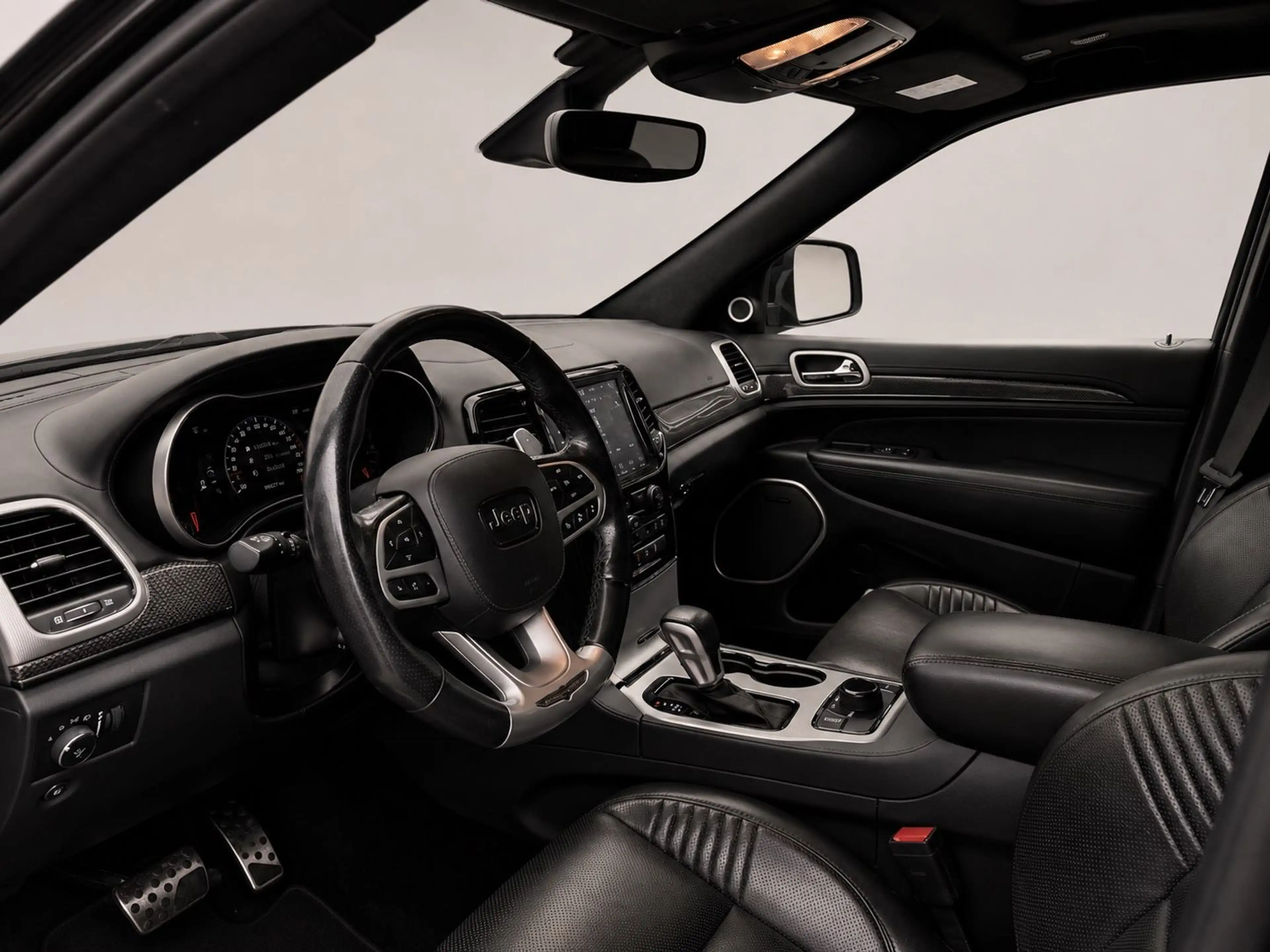 Jeep Grand Cherokee GRAND CHEROKEE 6.2l V8 HEMI Trackhawk*Deutsch* — photo 9