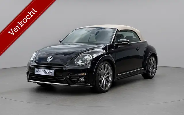 Volkswagen Beetle view 2