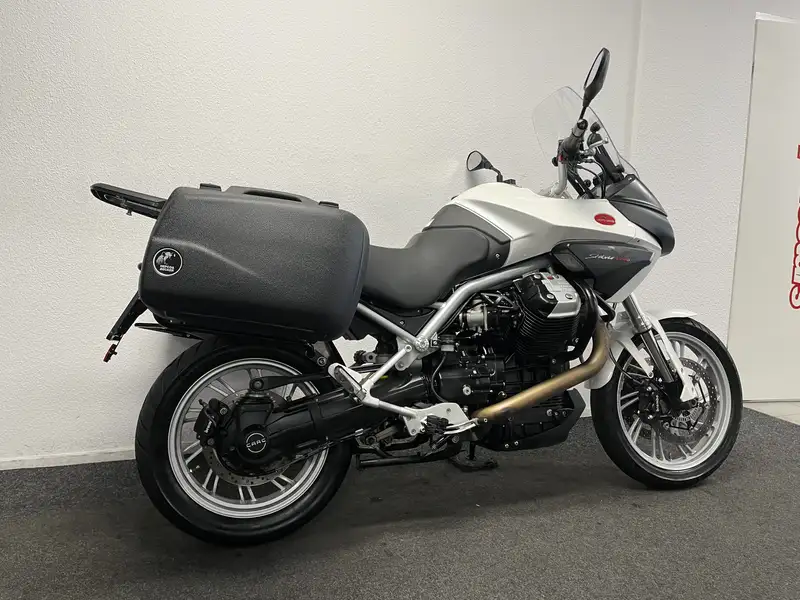 Moto Guzzi Stelvio 1200 - foto 5