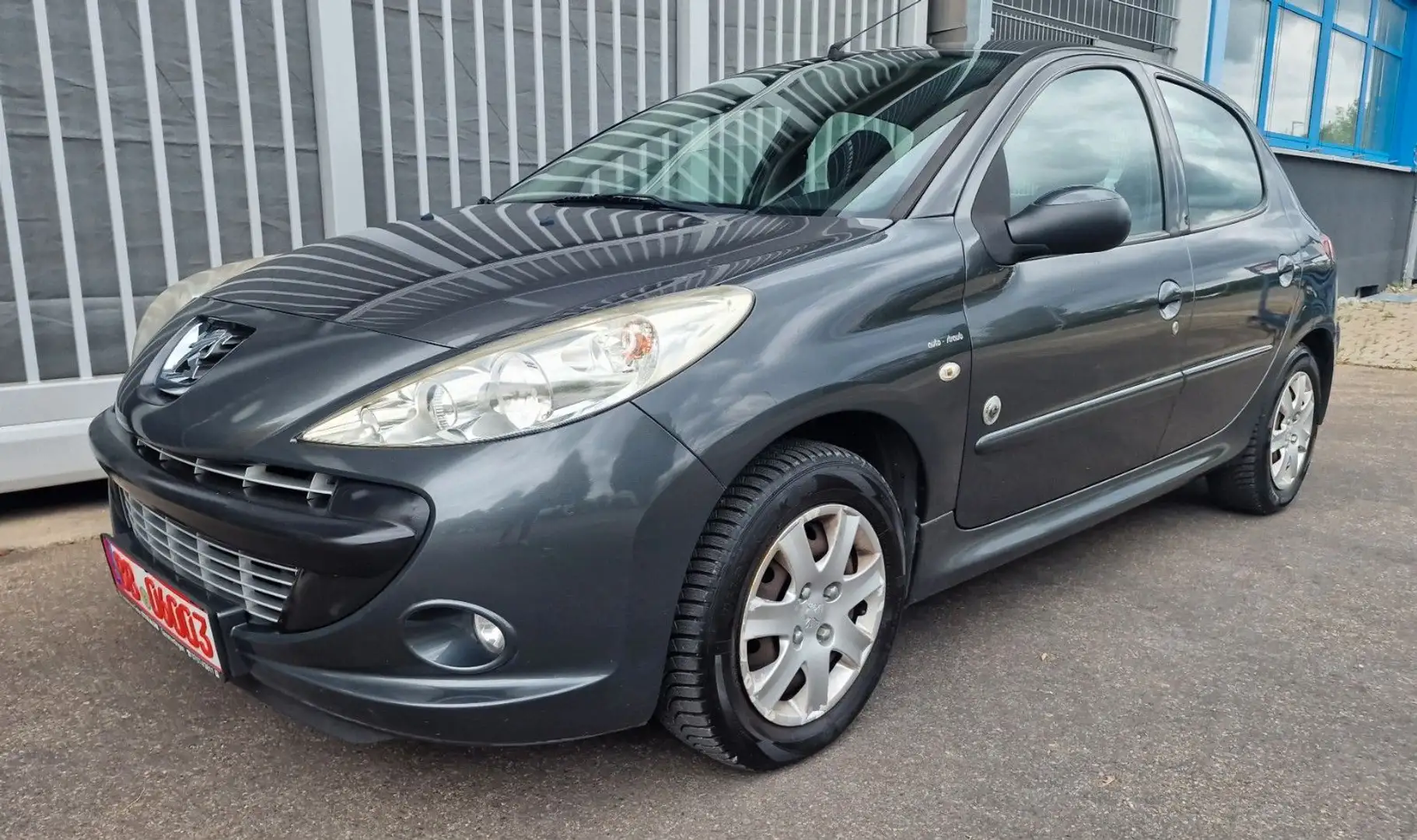 Peugeot 206 + 1.4Generation/GARANTIE/TÜV NEU/KLIMA Grau - 2