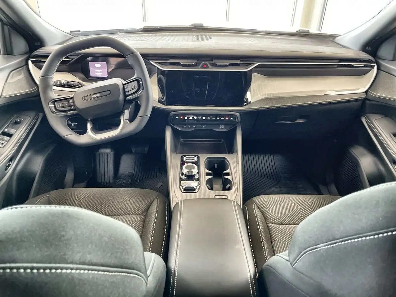 Jeep Cherokee снимка Jeep Cherokee