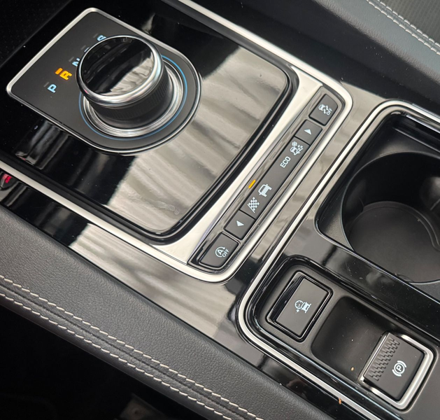 Jaguar F-Pace F-PACE R-Sport AWD*1.HAND*PANO*LED*360°*HUD*AHK* — photo 9