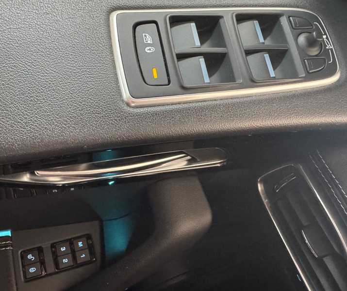 Jaguar F-Pace F-PACE R-Sport AWD*1.HAND*PANO*LED*360°*HUD*AHK* — photo 14