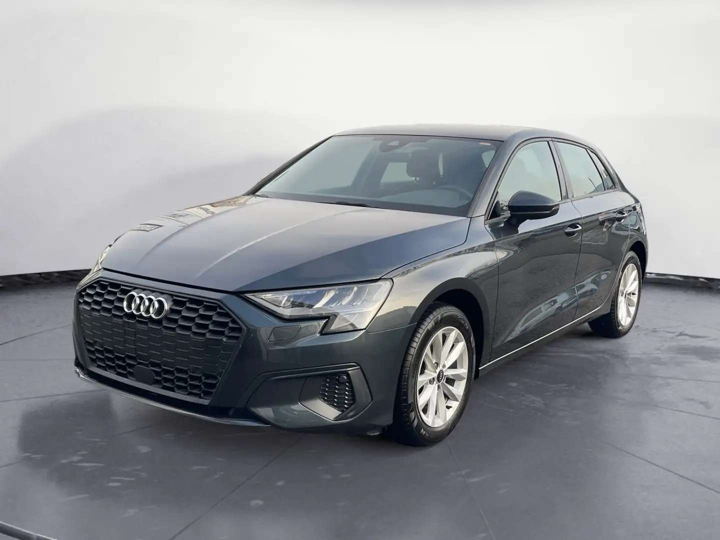 Audi A3 35 TFSI LED/Navi/Interface/Assist/u Grau - 2