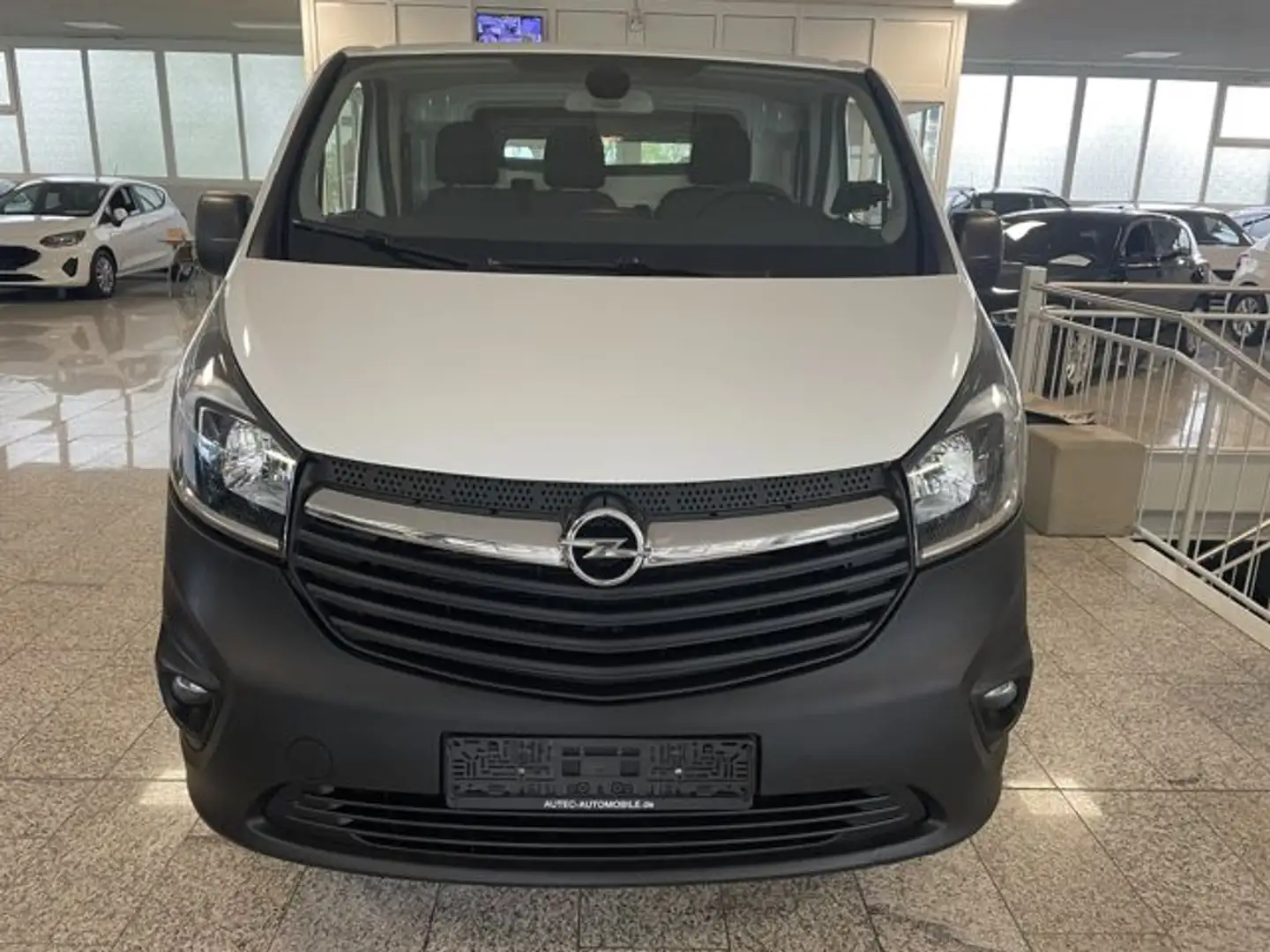 Opel Vivaro B Blanc - 2