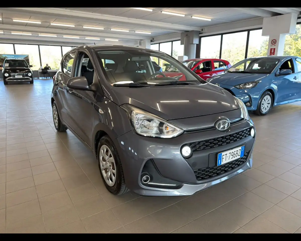 Hyundai i10
