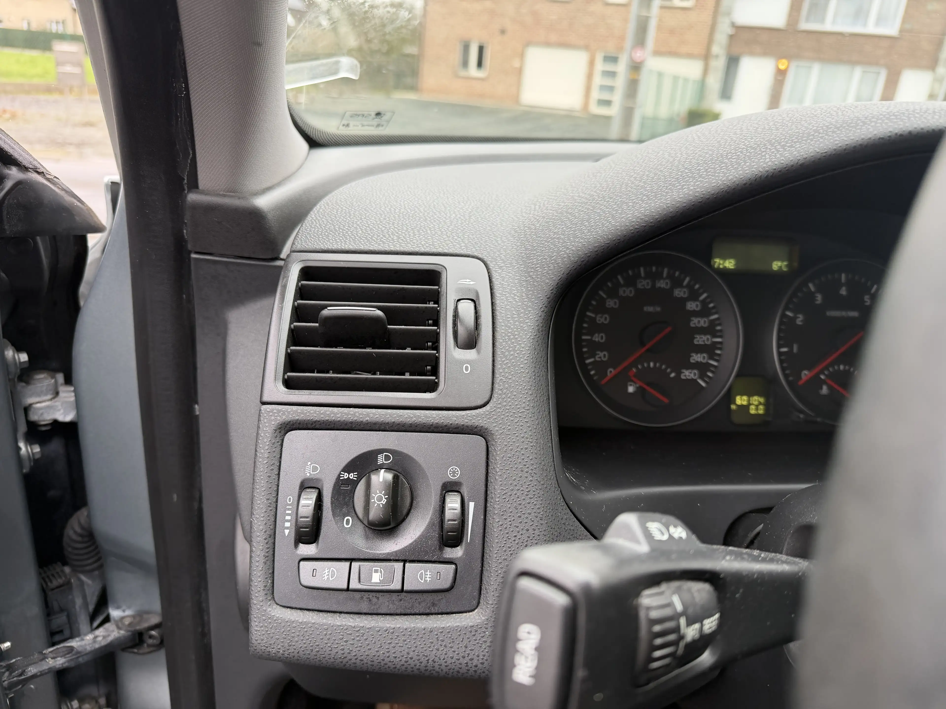 Volvo S40 1.6i Momentum **Garantie** — photo 13