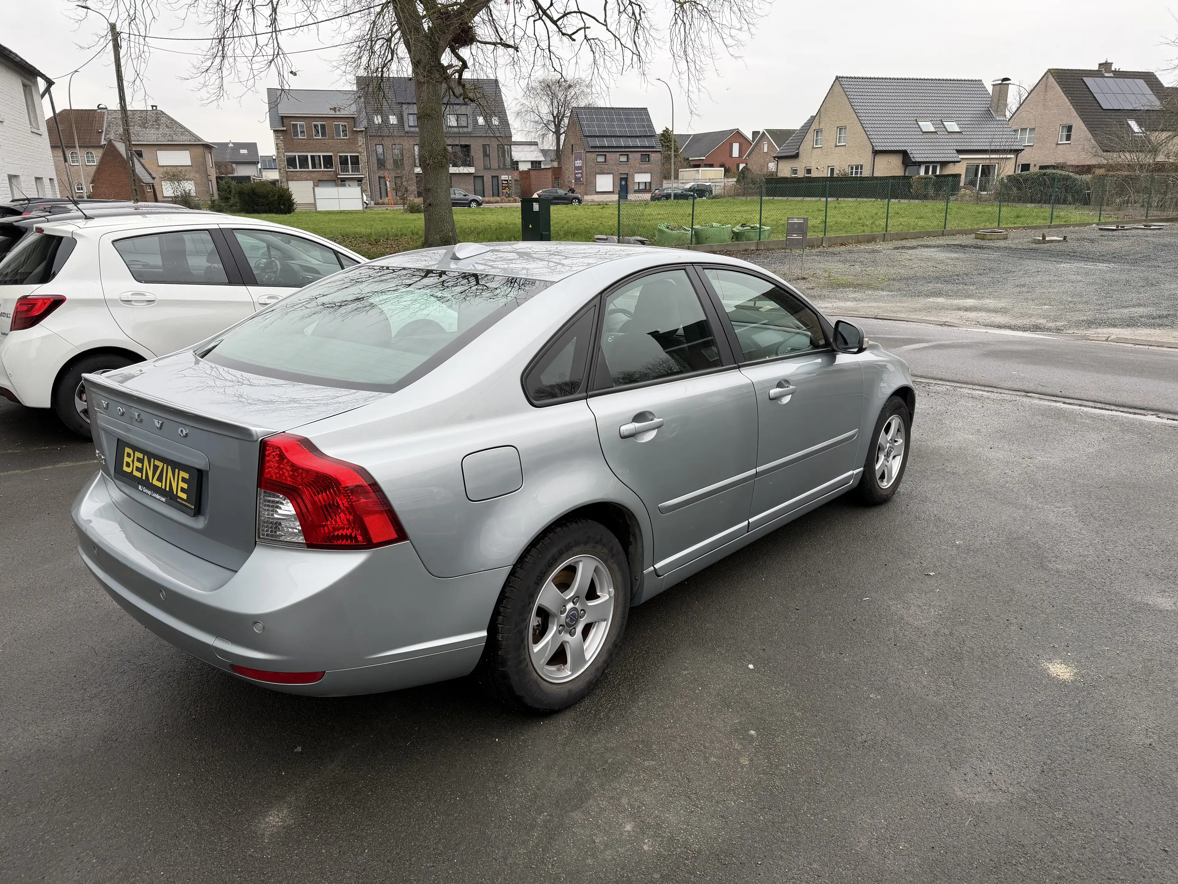 Volvo S40 1.6i Momentum **Garantie** — photo 6