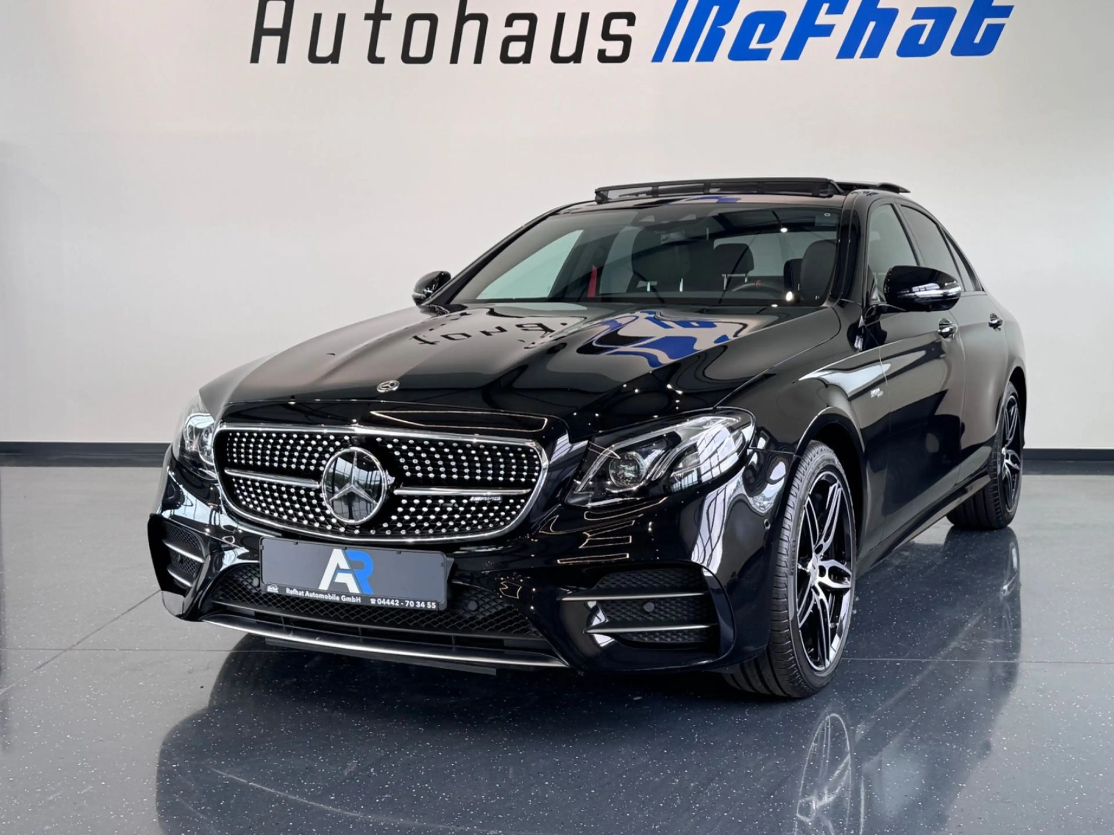 Mercedes-Benz E 53 AMG E 53AMG 4Matic+*PANO*CARBON*SSPUR*LUFTFAHRWERK* — photo 2