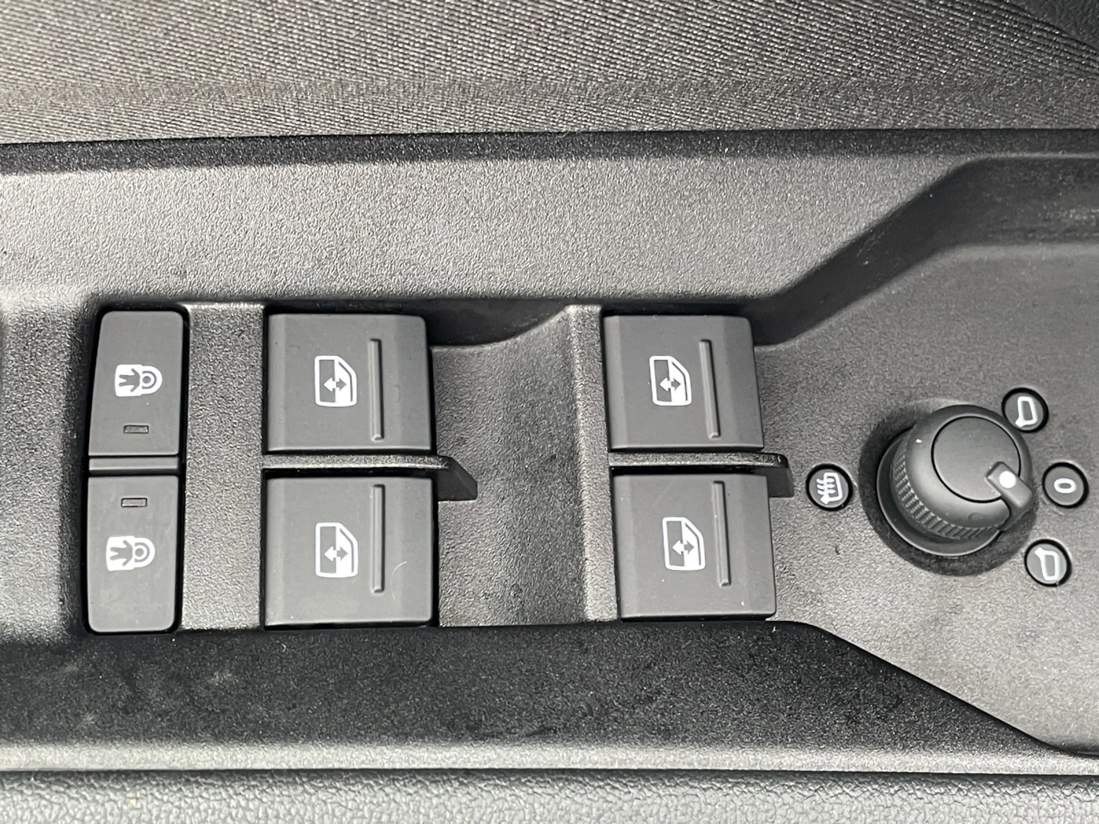 Audi e-tron — photo 6