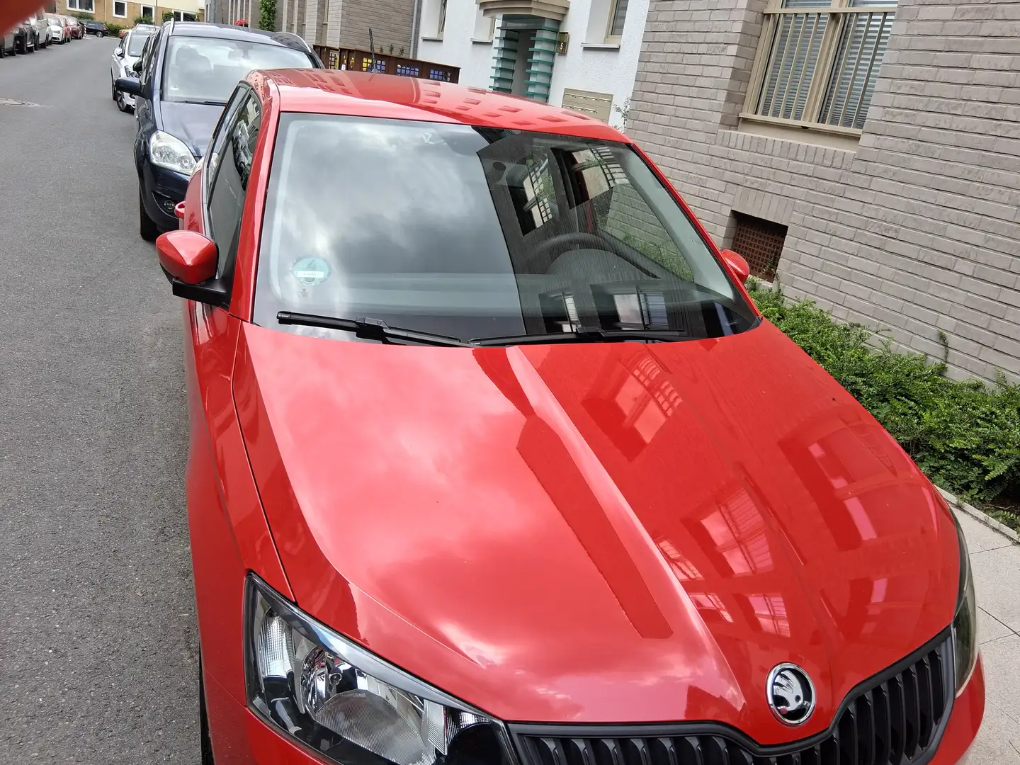 Skoda Fabia Fabia 1.0 MPI Cool Plus Rot - 1
