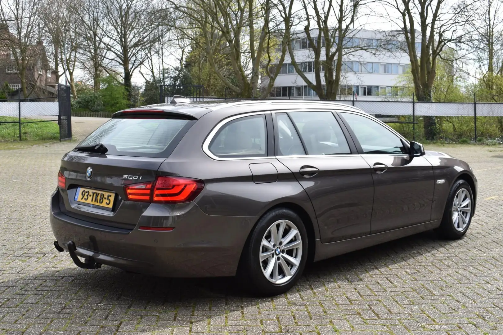 BMW 520 5-serie Touring 520i Executive Automaat Leder Navi Bruin - 2