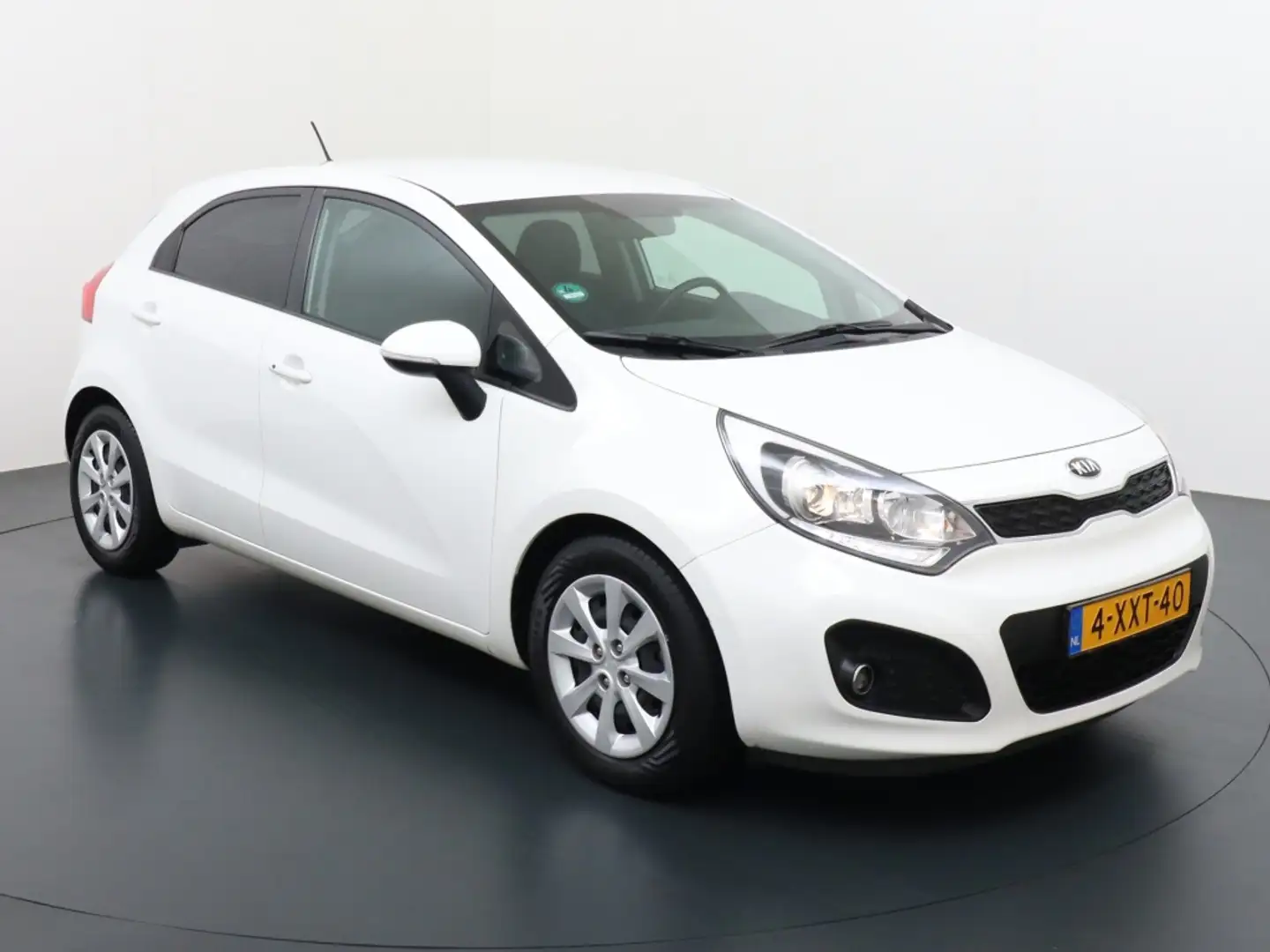 Kia Rio 1.2 CVVT BusinessL. Blanco - 2