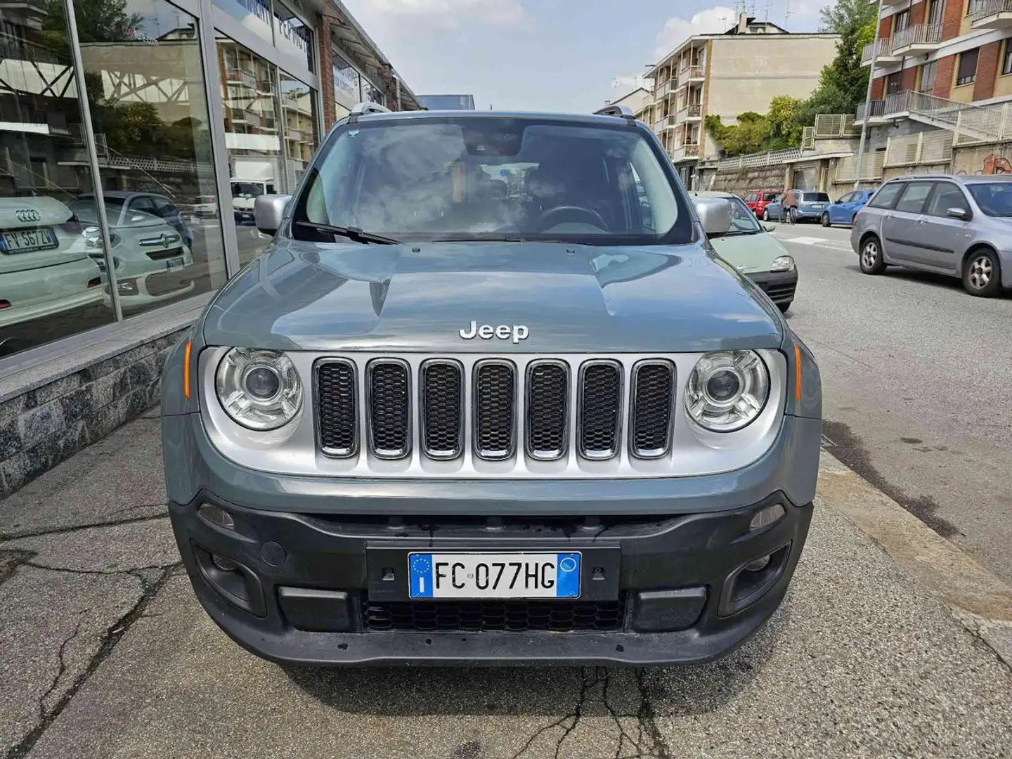 Jeep Renegade 1.4 MultiAir 170CV 4WD ATX Active Drive Limited Gris - 2