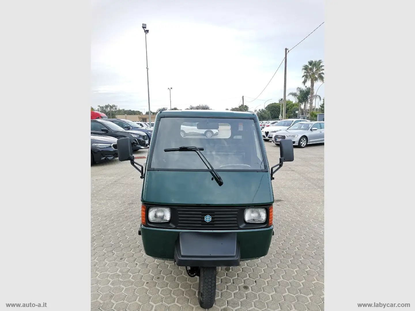 Piaggio Ape APE 703 CASSONE FISSO DIESEL Grün - 2