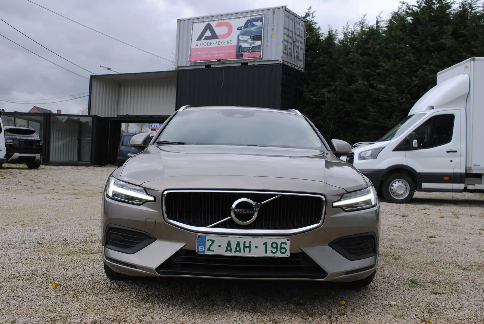 Volvo V60 V60 2.0 D3 Geartronic. Leer / Full LED / Apple Android carplay Beige - 2