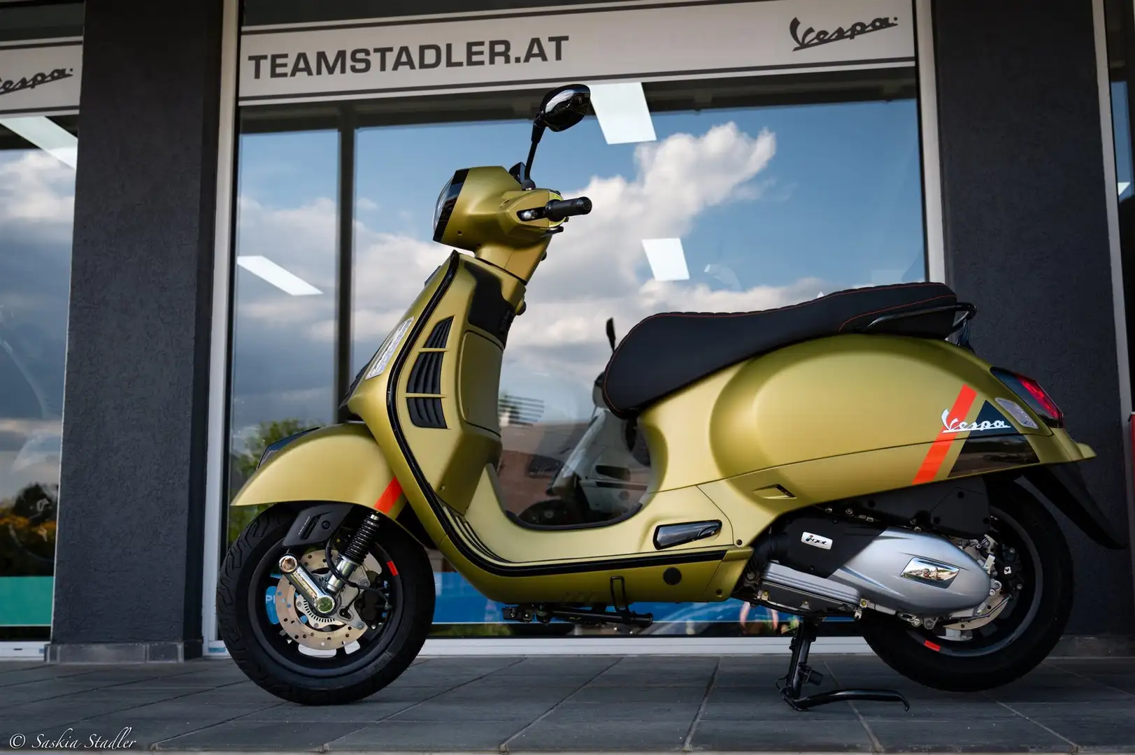 Vespa GTS 125 RST Zielony - 2
