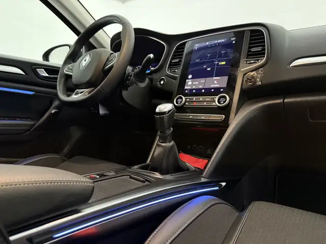 Renault Megane view 4