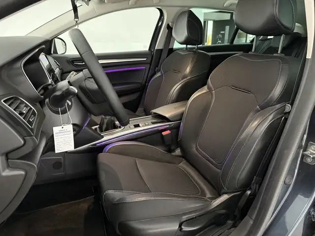 Renault Megane view 15