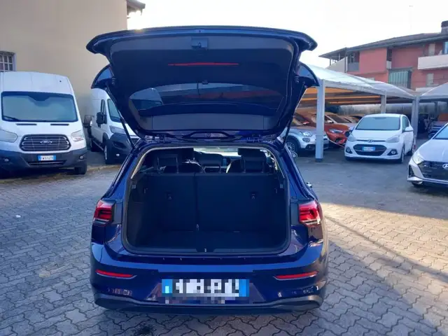 Volkswagen Golf view 8
