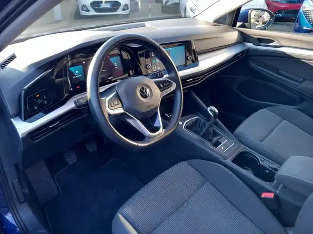 Volkswagen Golf view 11