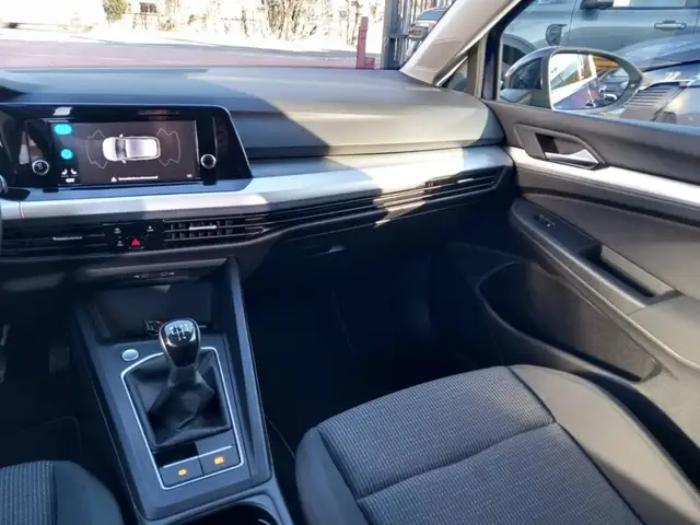 Volkswagen Golf view 21