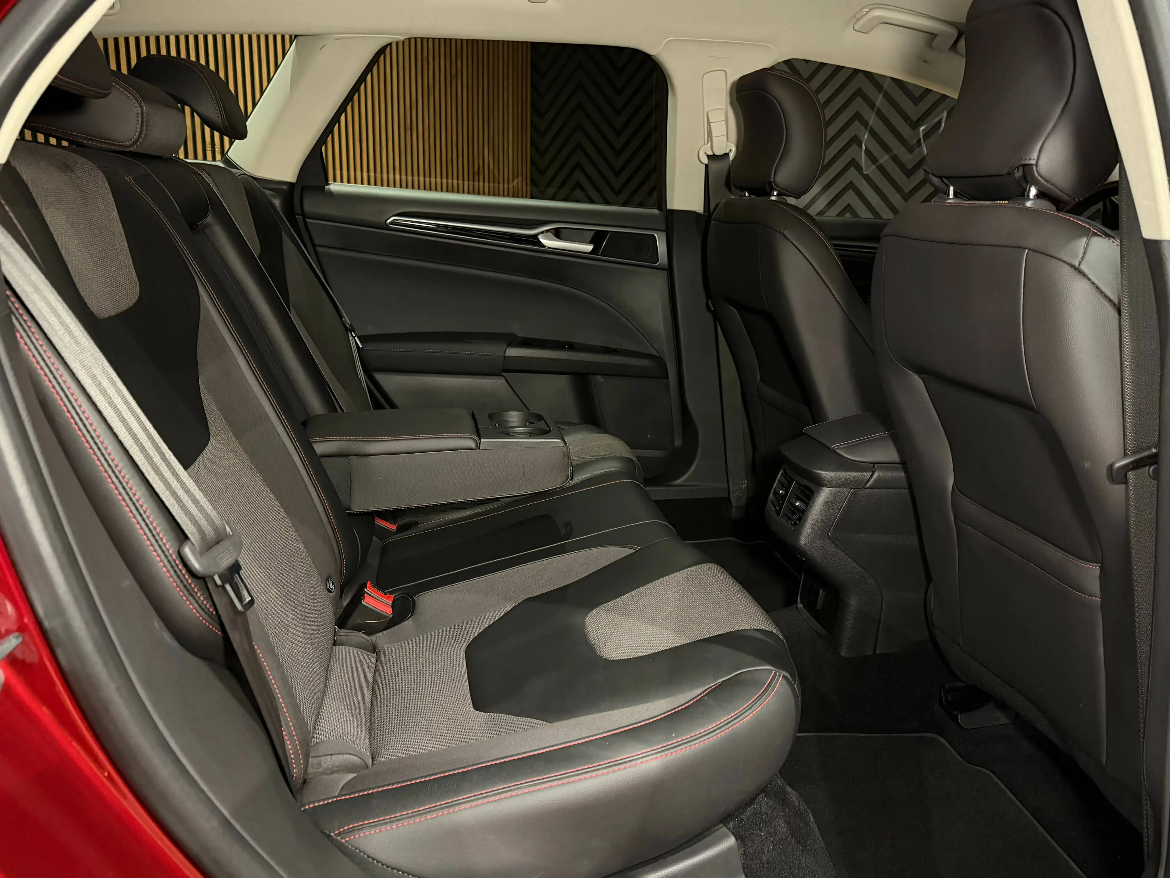 Ford Mondeo ✅2.0 TDCi ST-Line 12 Maand GARANTIE Camera Trekhaak Memory ACC Zetelverwarming — photo 9
