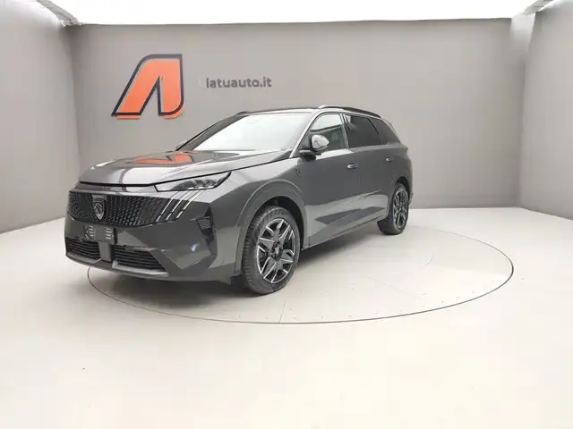 Peugeot 5008 view 3