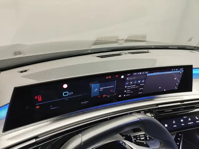 Peugeot 5008 view 17