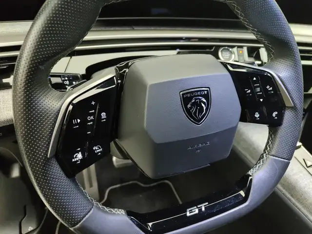 Peugeot 5008 view 12
