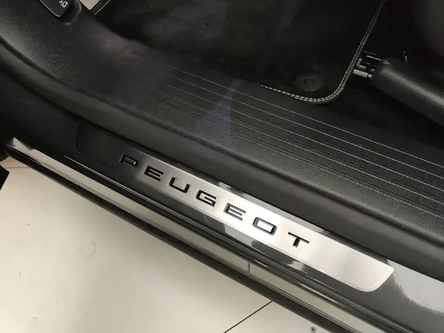 Peugeot 5008 view 25