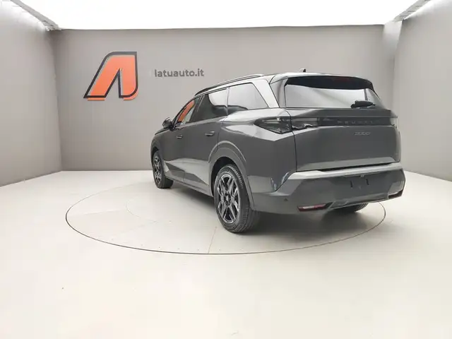 Peugeot 5008 view 7