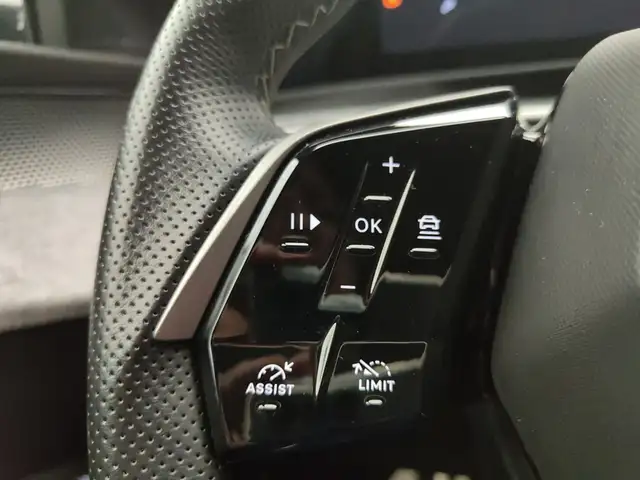 Peugeot 5008 view 14