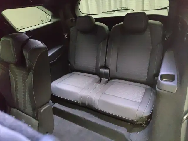 Peugeot 5008 view 29