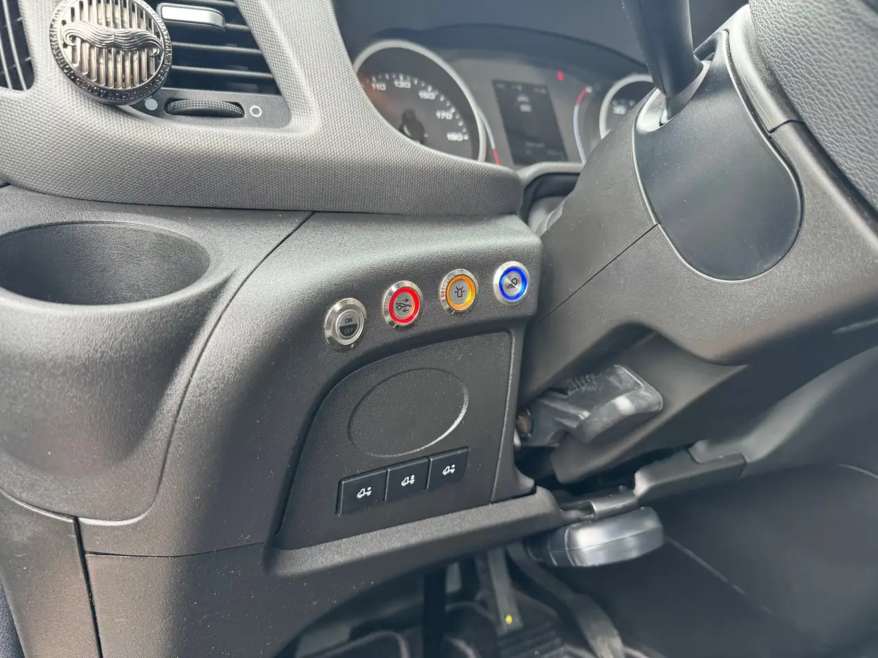 Iveco Daily 2022 — фото 13